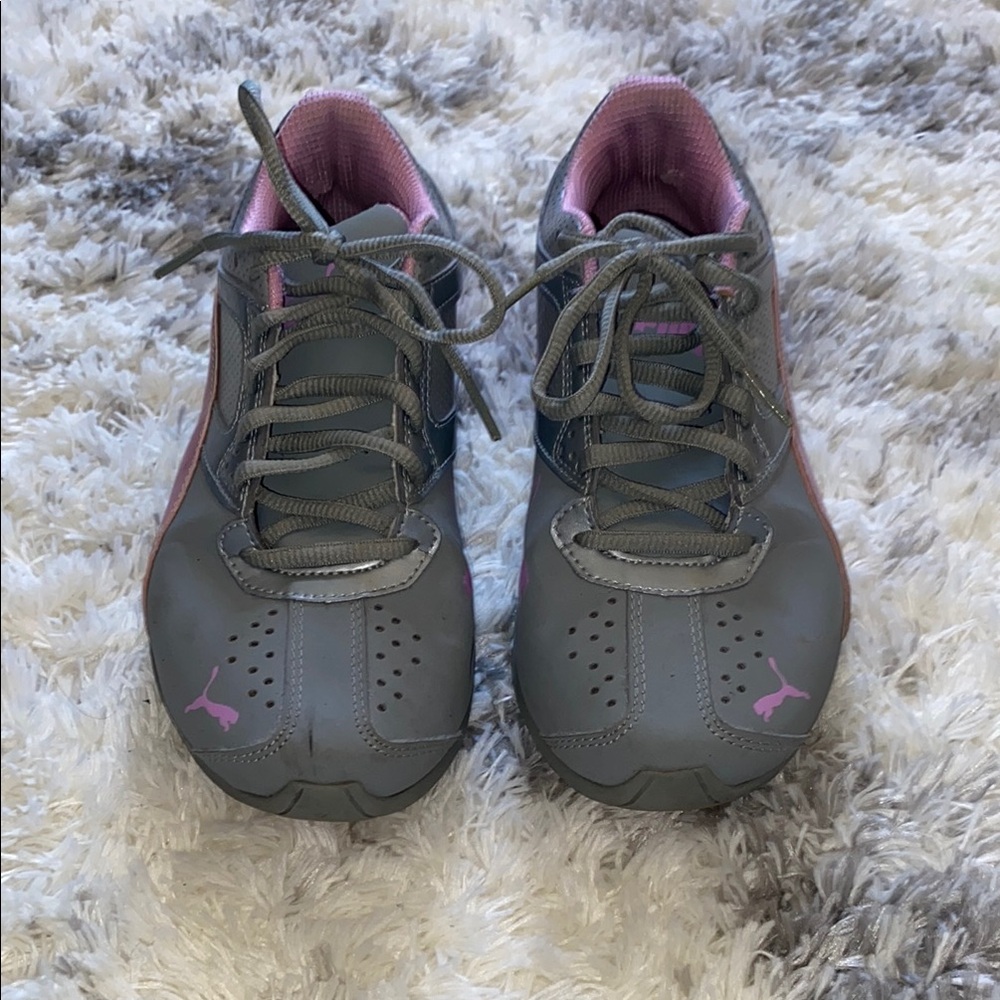Puma Women's Gray and Pink Athletic Shoes